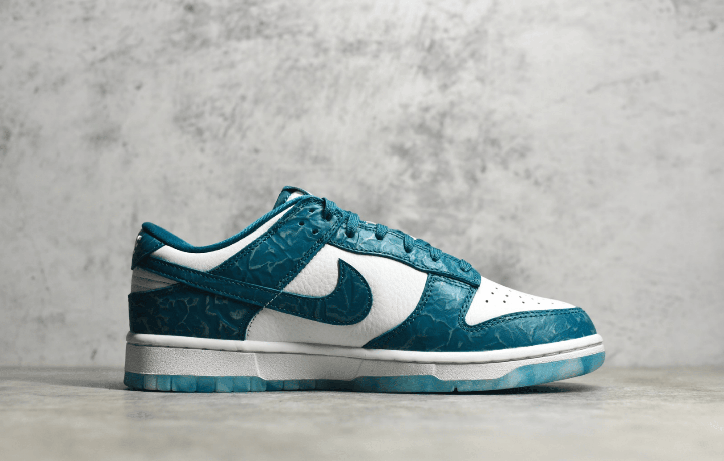 耐克Dunk蓝色海洋低帮 Nike Dunk Low " Ocean " 耐克Dunk白蓝低帮耐克校园板鞋 货号：DV3029-100