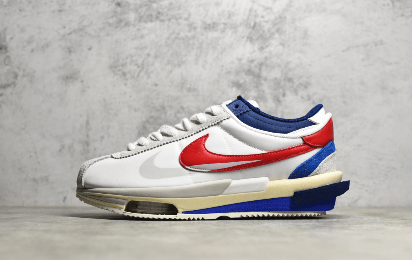 耐克sacai4.0联名款 耐克阿甘气垫联名款 Sacai x Nike Zoom Cortez 4.0 耐克sacai联名解构鞋 货号：DQ0581-100