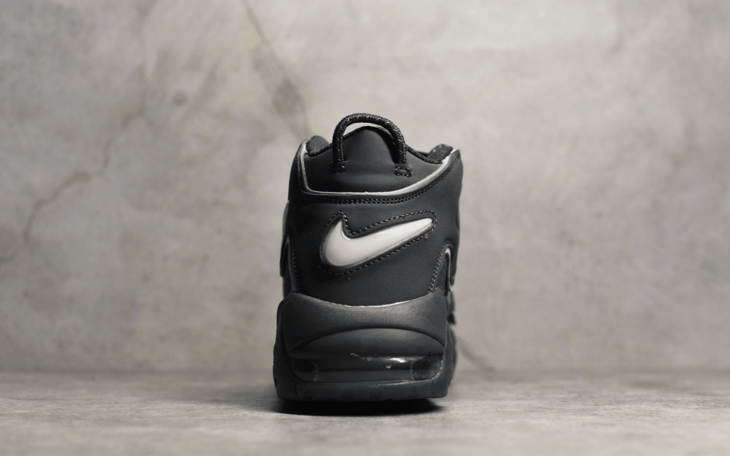 耐克皮蓬大AIR黑色实战球鞋 Nike Air More Uptempo ’96 OG 皮蓬大AIR篮球鞋 货号：DQ5014-068