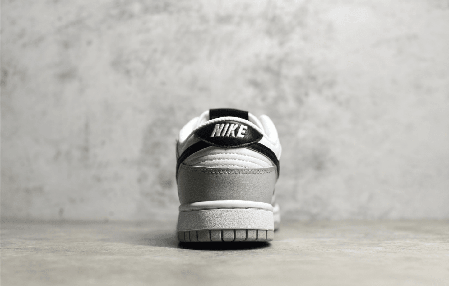 耐克SB Dunk烟灰低帮 Nike SB Dunk Low 神版耐克Dunk板鞋 耐克Dunk莆田复刻鞋 货号：DR9654-001