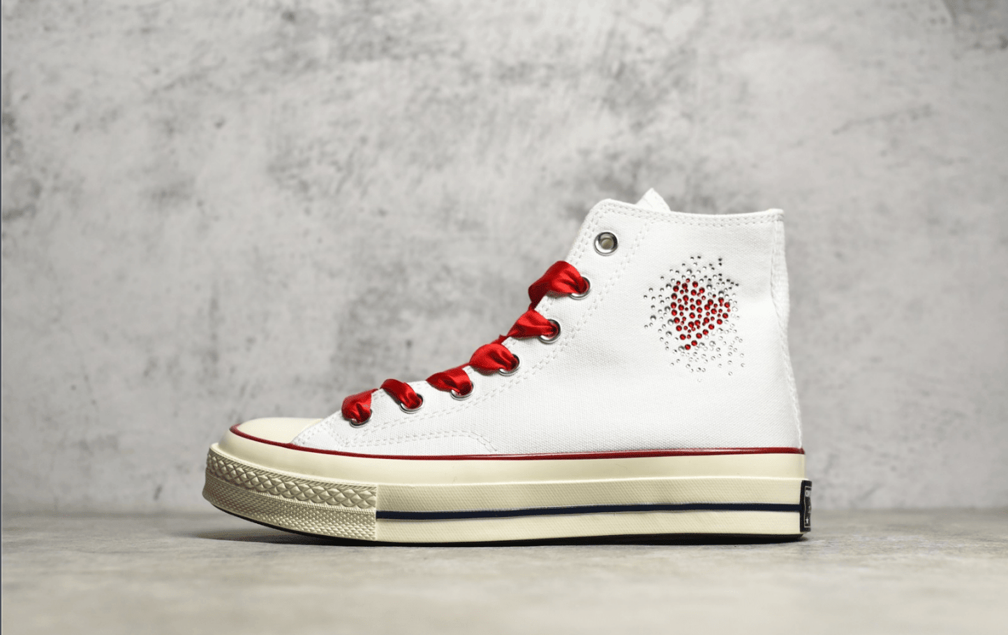 匡威水钻莱茵石心Converse Chuck Taylor All Star 1970s Rhinestone Heart匡威情人节限定 货号：A02103C