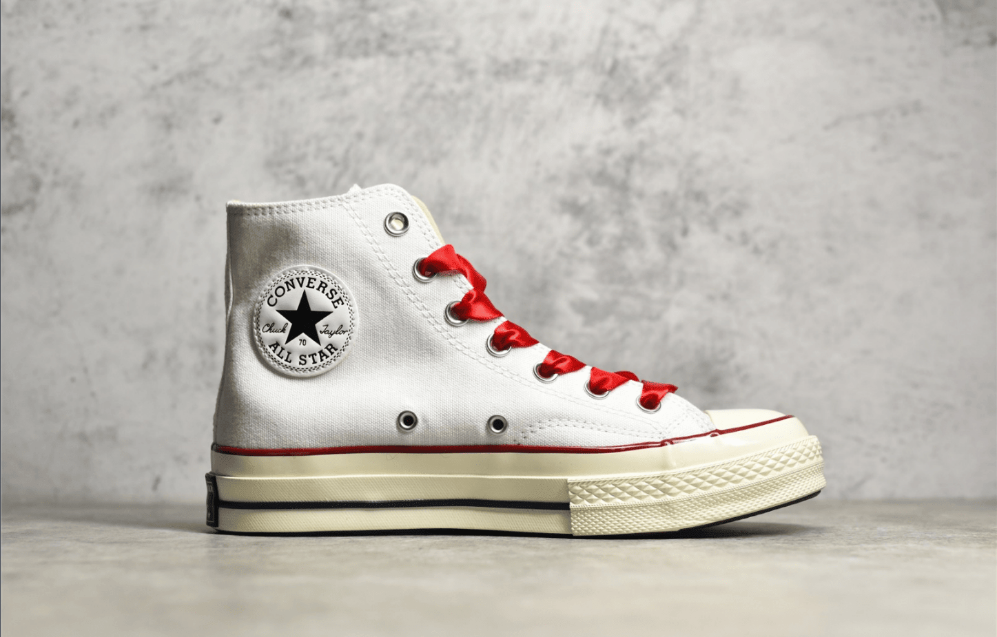 匡威水钻莱茵石心Converse Chuck Taylor All Star 1970s Rhinestone Heart匡威情人节限定 货号：A02103C