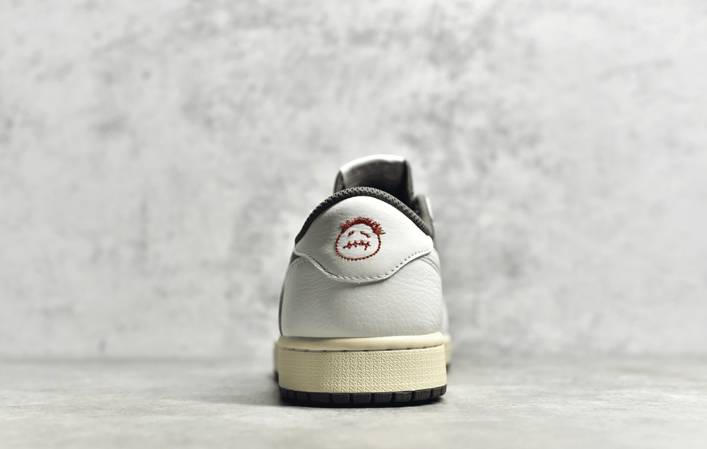 AJ1斯科特联名白棕色 Air Jordan 1 x Travis Scott AJ1倒钩白棕色顶级版本 货号：DM7866-162