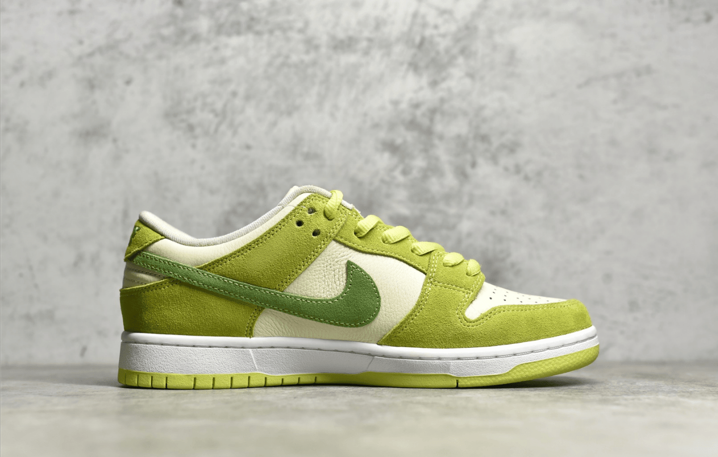 耐克Dunk青苹果低帮 Nike Dunk Low 耐克Dunk气垫 耐克Dunk绿色低帮 货号：DM0807-300