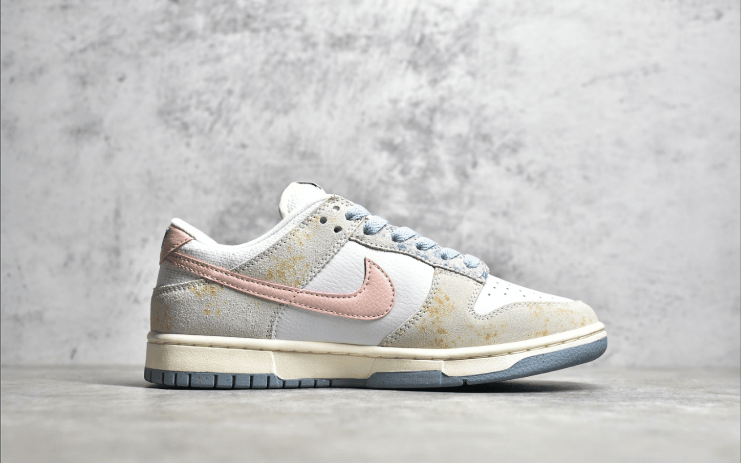 耐克SB Dunk复活节白蓝粉低帮 Nike SB Dunk Low 耐克Dunk原厂气垫 原厂皮质 货号：DV6486-100