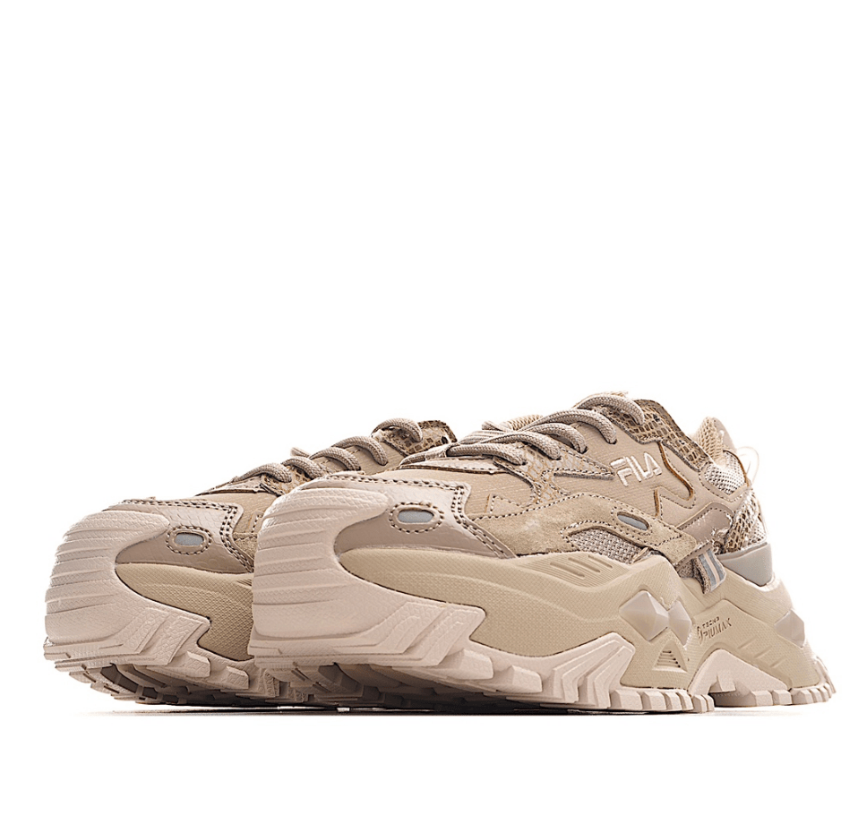 纯原版本斐乐正品米色老爹鞋 Fila Fusion 斐乐潮牌 Bianco 斐乐FILA潮牌硬糖老爹鞋 货号：T12W135211