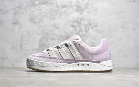 阿迪达斯马蒂奇系列女生粉色板鞋 Adidas Adimatic Low 阿迪达斯复古鲨鱼面包板鞋 货号：GZ6202