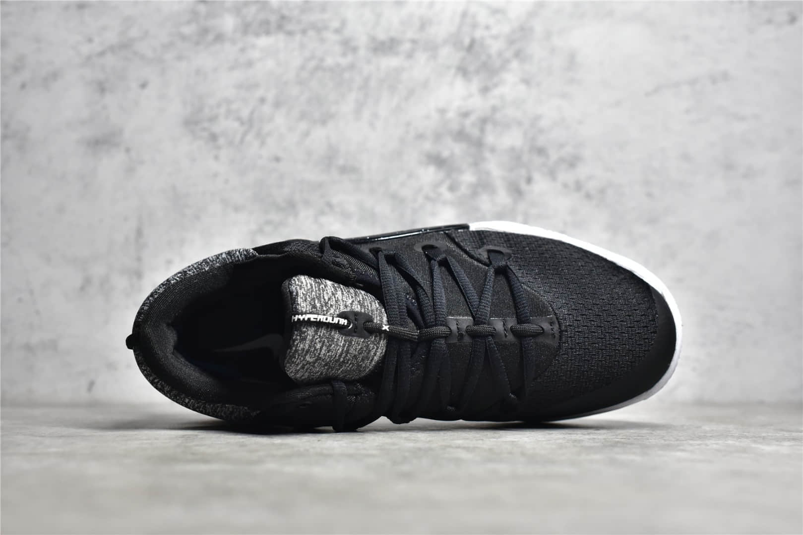 公司级耐克黑色缓震实战球鞋 Nike Hyperdunk X low EP 耐克球鞋复刻冲正版本 货号：AR0465-003-潮流者之家