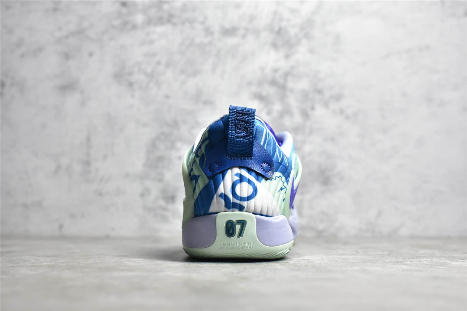 灭世纯原版本KD15实战篮球鞋 NIKE KD 15 EP Grey 杜兰特15代战靴货源 货号：DM1054-500-潮流者之家