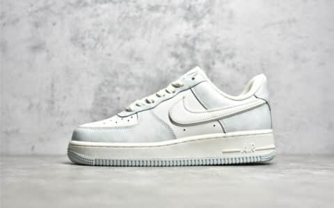 耐克空军米白薄荷绿低帮板鞋 Nike Air Force 1 Low ’07 耐克空军NFC感应芯片 货号：KP6936-898