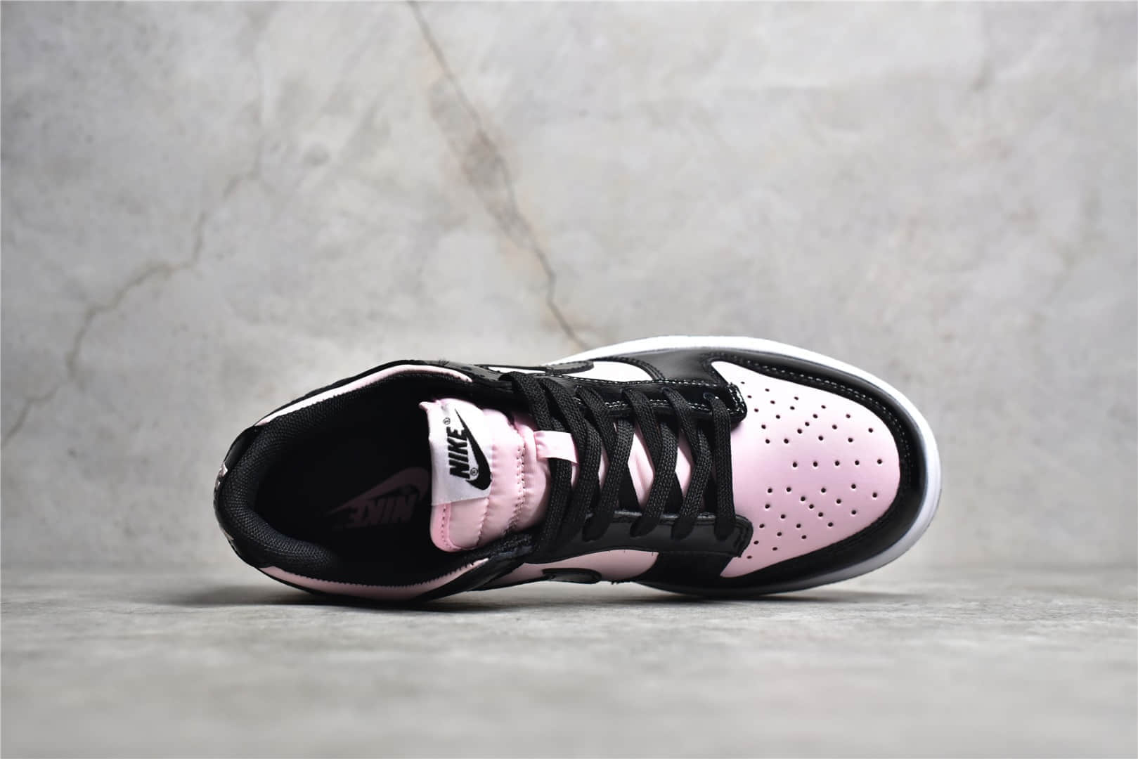 耐克Dunk黑粉低帮 Nike Dunk Low “Pink Black” 耐克Dunk漆皮 货号：DJ9955-600-潮流者之家