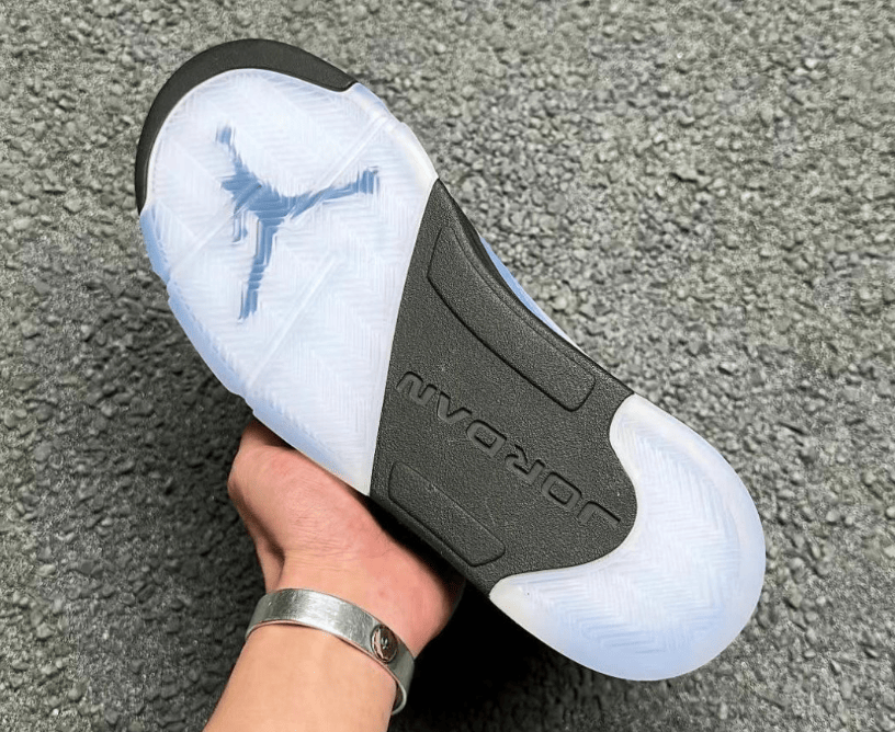 AJ5北卡蓝复刻 Air Jordan 5 “UNC” 超人气AJ5蓝色鞋面水晶底 货号：DV1310-401