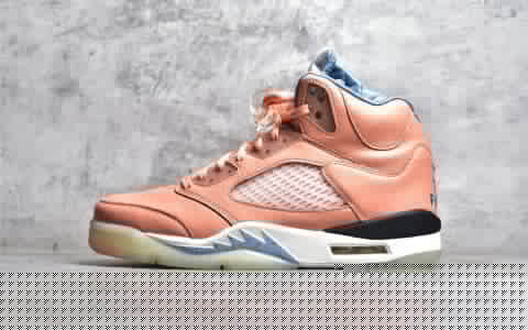 莆田灭世纯原版本AJ5橙色实战球鞋 DJ Khaled x Air Jordan 5 AJ5We The Best “Crimson Bliss” 货号：DV4982-641