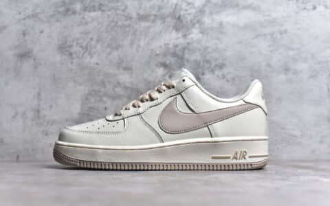 耐克空军奶油大钩低帮 Nike Air Force 1 Low '07 耐克空军一号米色板鞋 莆田耐克空军工厂 货号：SP0758-030