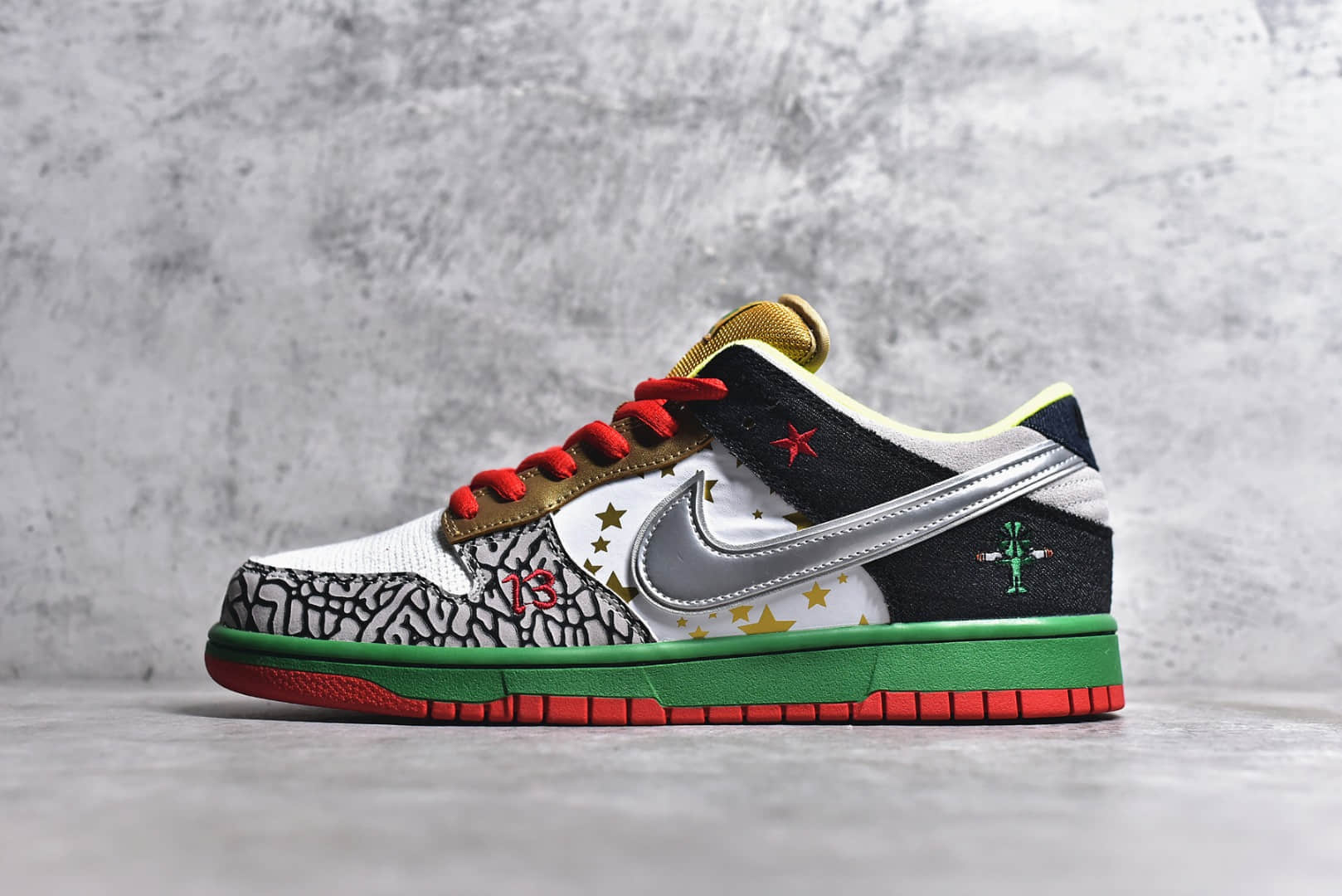 耐克SB Dunk鸽子鸳鸯鞋慈善限定款 Nike SB Dunk Low 耐克SB Dunk鸳鸯鞋 货号：318403-141