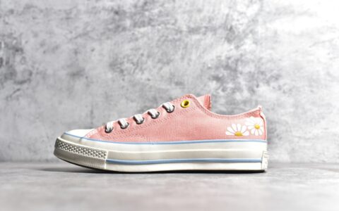 匡威粉色帆布鞋匡威1970S粉色低帮板鞋Converse Chuck 1970s匡威粉色雏菊印花 匡威纯原工厂货号A09107C