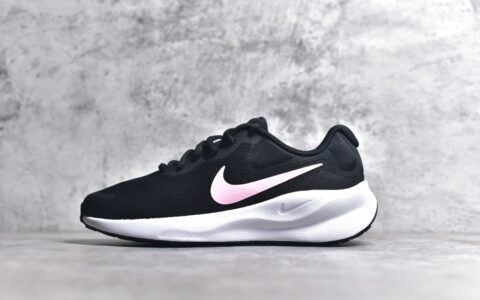 耐克伦敦7代黑色透气跑鞋Nike Revolution 7莆田耐克伦敦工厂 耐克公司级跑鞋货号FB2208-004
