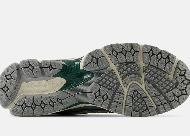 NB1906R2025新配色发布New Balance 2025 年春季推出灰白色 1906R 鞋款货号M1906RNR